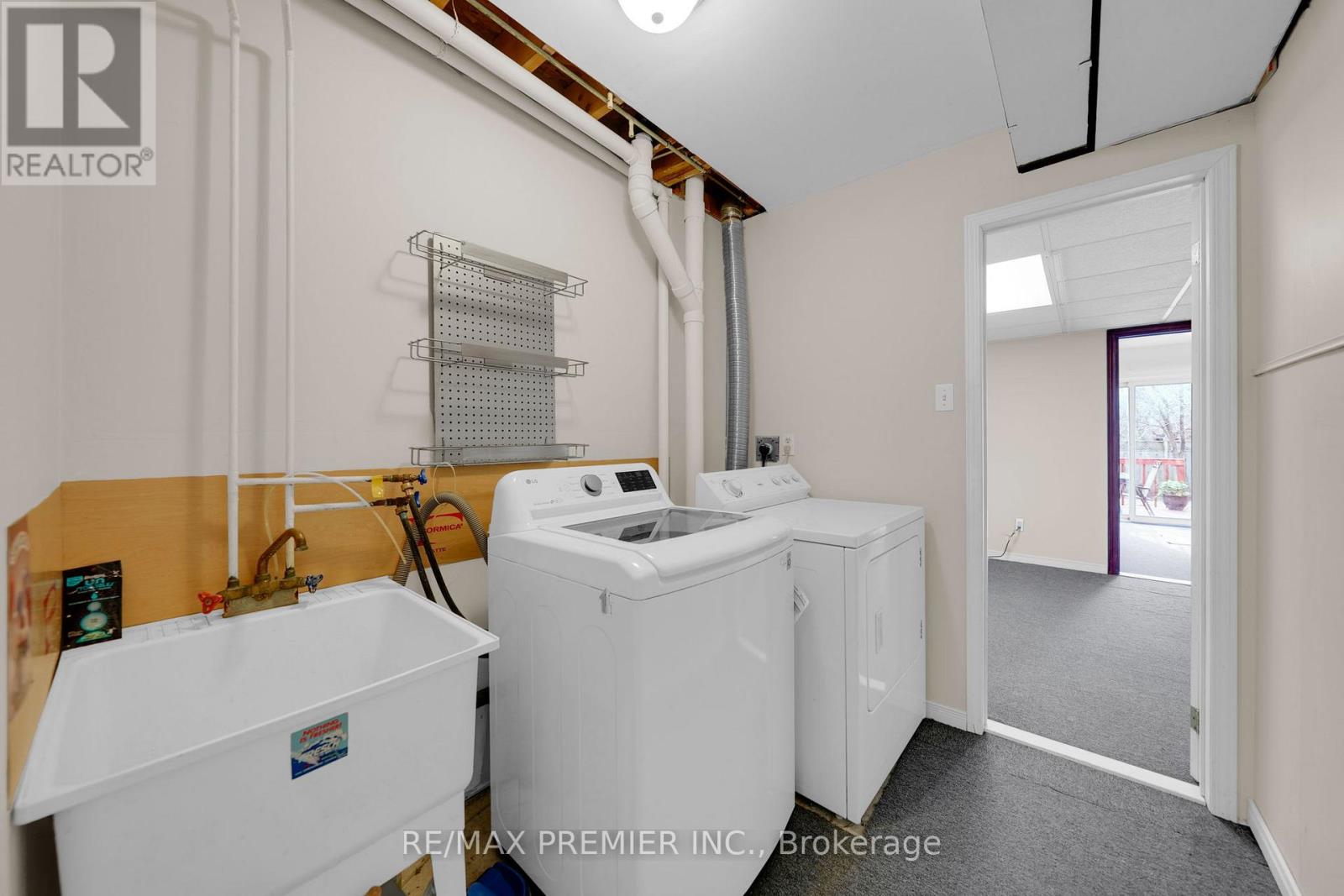 12 Yellowood Circle, Vaughan, Ontario  L4J 8L9 - Photo 38 - N12920830