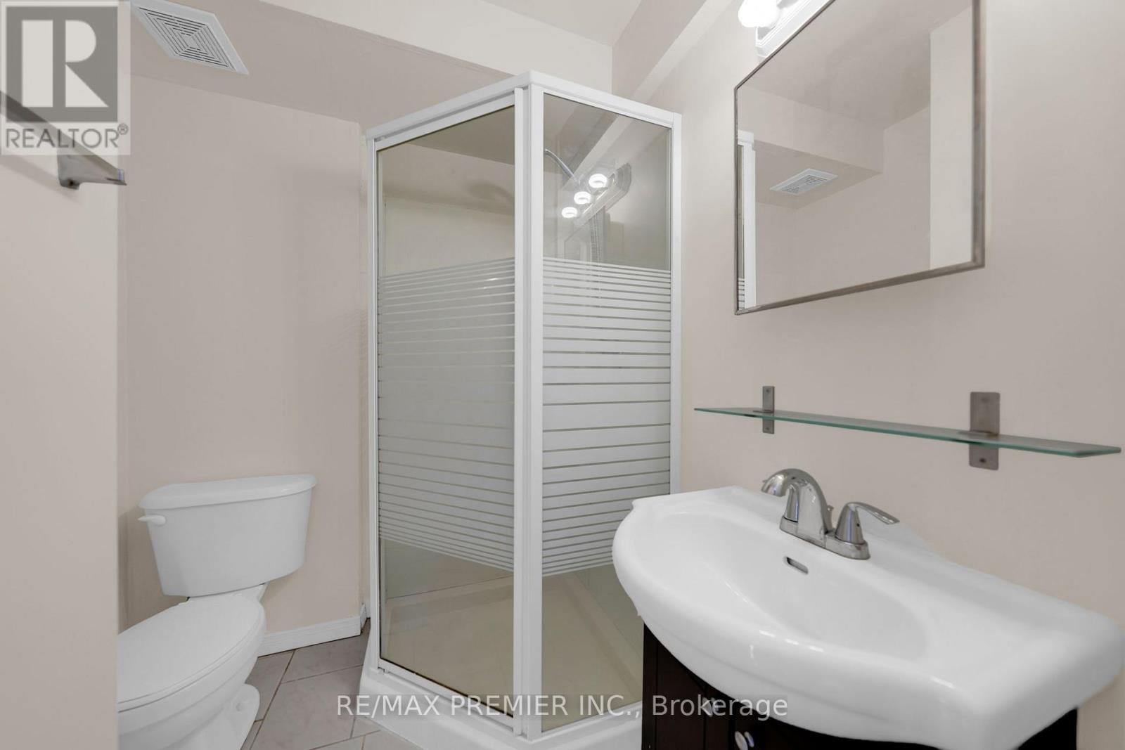 12 Yellowood Circle, Vaughan, Ontario  L4J 8L9 - Photo 43 - N12920830