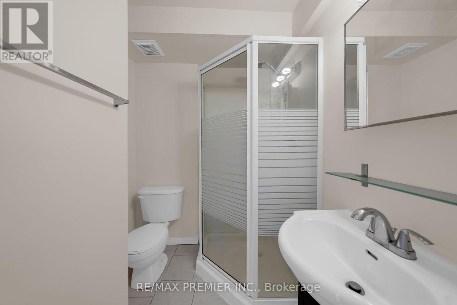 12 Yellowood Circle, Vaughan, Ontario  L4J 8L9 - Photo 44 - N12920830