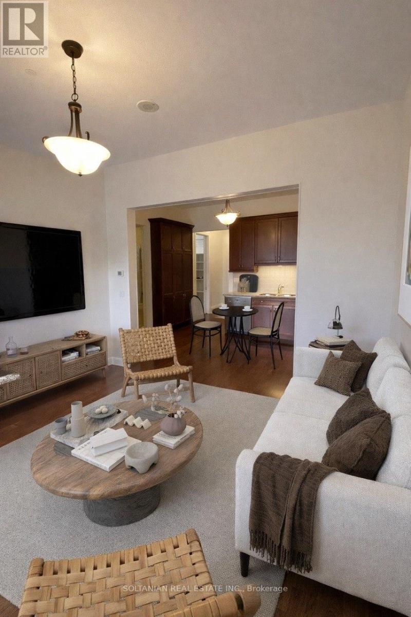 425 - 80 Burns Boulevard, King, Ontario  L7B 0B3 - Photo 9 - N12920836