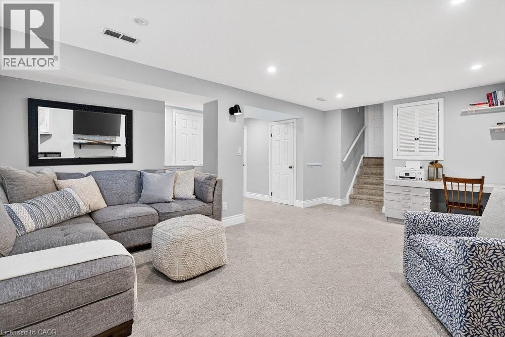 1525 Holburne Road, Mississauga, Ontario  L5E 2L7 - Photo 33 - 40814648