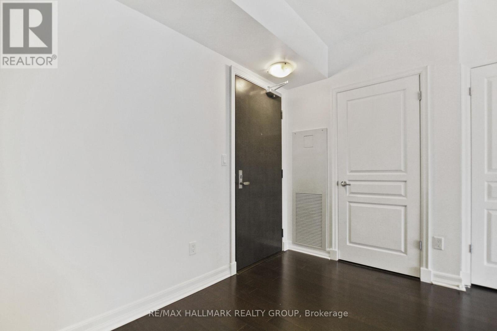 814 - 238 Besserer Street, Ottawa, Ontario  K1N 6B1 - Photo 8 - X12919262