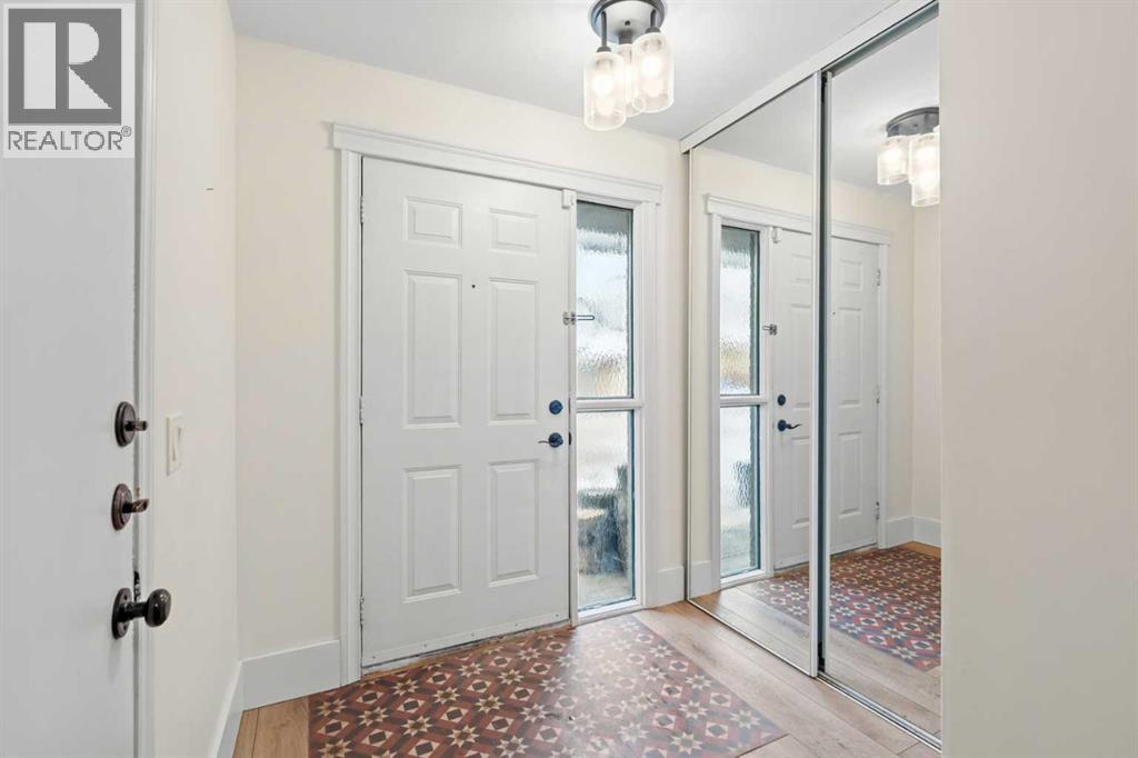 212 Coachway Lane Sw, Calgary, Alberta  T3H 2V9 - Photo 13 - A2293656