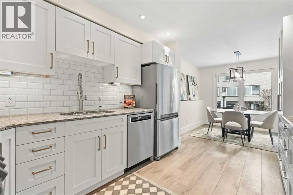 212 Coachway Lane Sw, Calgary, Alberta  T3H 2V9 - Photo 5 - A2293656