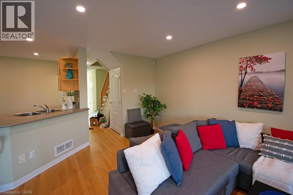 105 Tall Oak Private, Ottawa, Ontario  K1G 6T3 - Photo 7 - 40813896