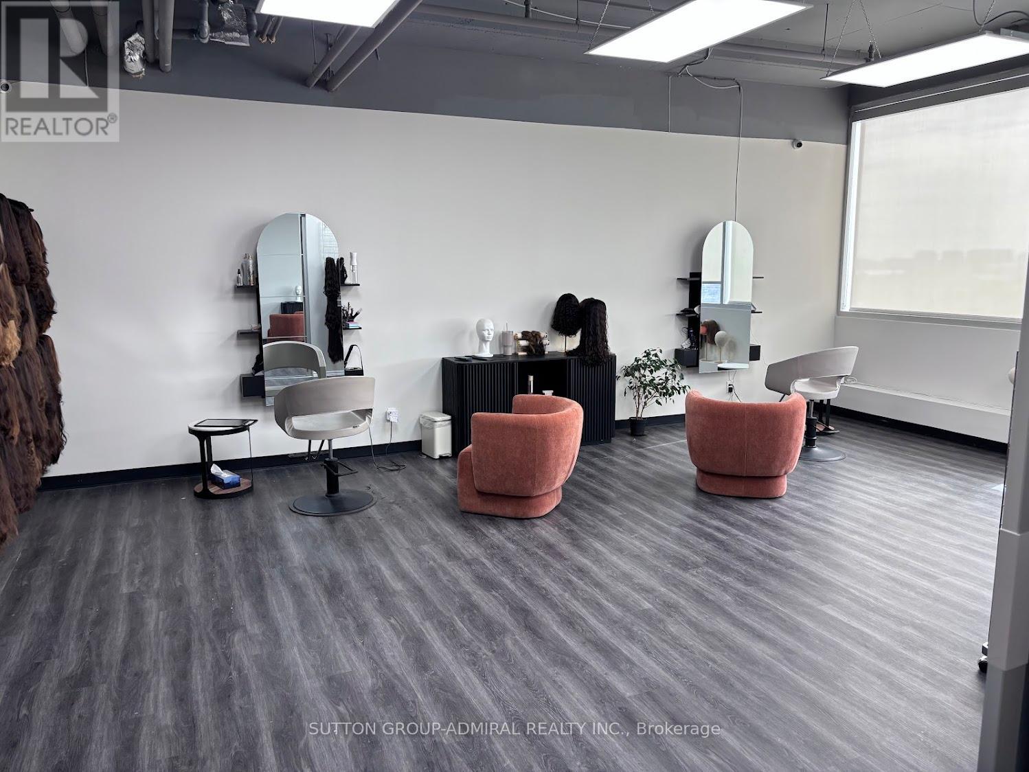 701 - 1275 Finch Avenue W, Toronto, Ontario  M3J 2B1 - Photo 4 - W12920772