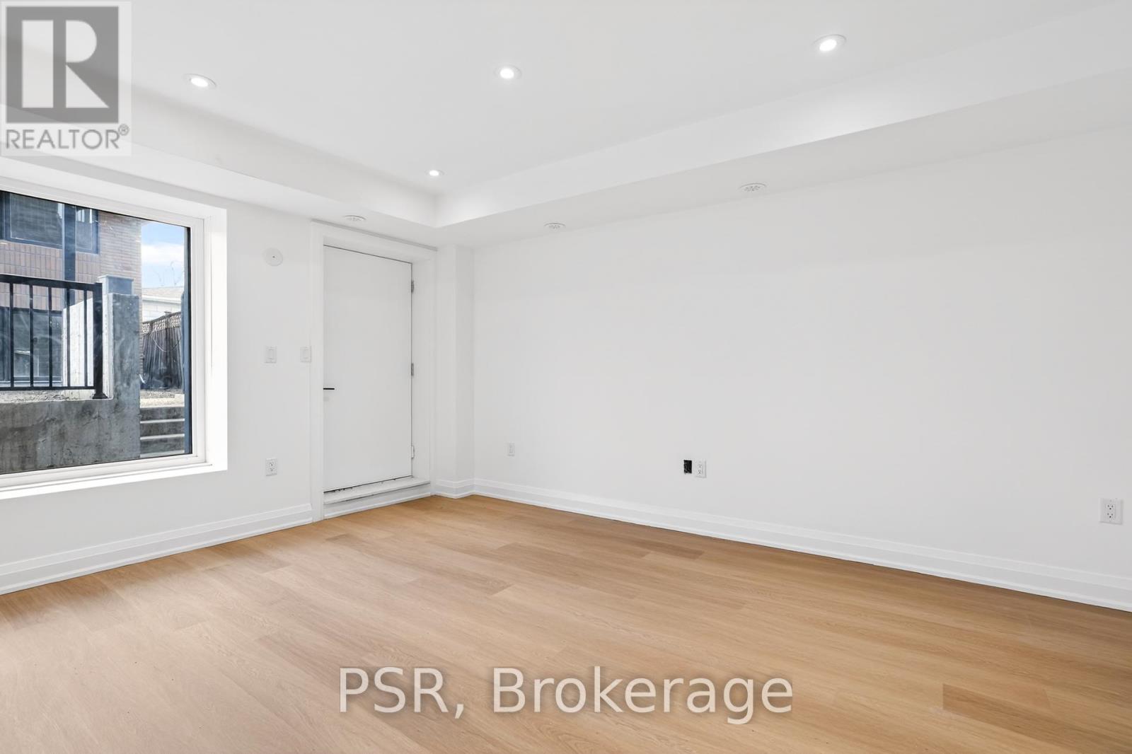 A - 218 Aileen Avenue, Toronto, Ontario  M6M 1G4 - Photo 10 - W12920774