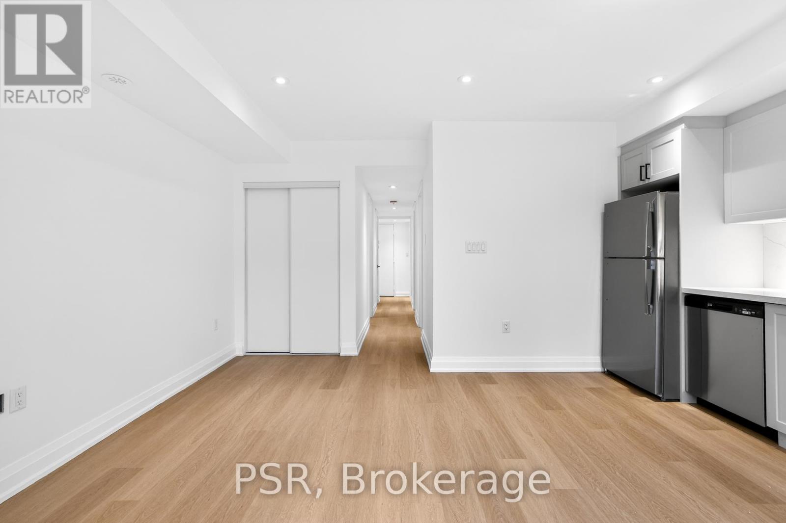 A - 218 Aileen Avenue, Toronto, Ontario  M6M 1G4 - Photo 12 - W12920774