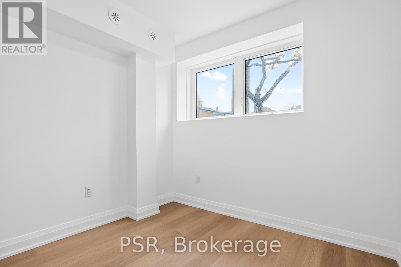 A - 218 Aileen Avenue, Toronto, Ontario  M6M 1G4 - Photo 15 - W12920774