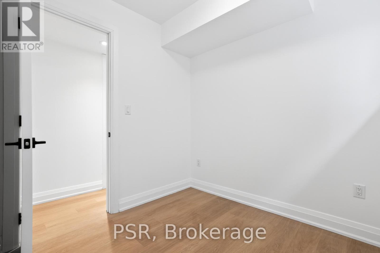 A - 218 Aileen Avenue, Toronto, Ontario  M6M 1G4 - Photo 29 - W12920774