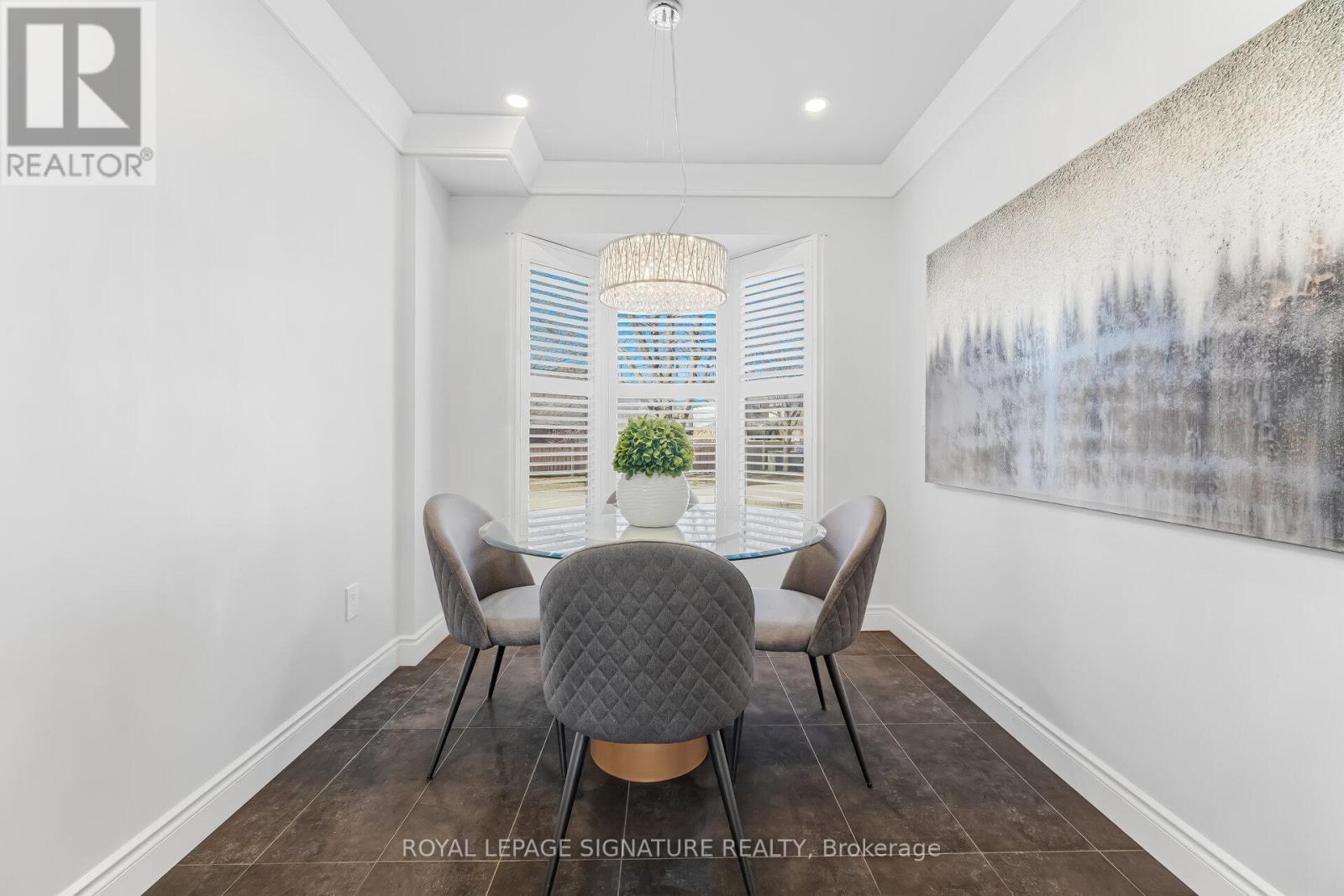 48 Evalene Court, Brampton, Ontario  L6Z 3A5 - Photo 13 - W12920784