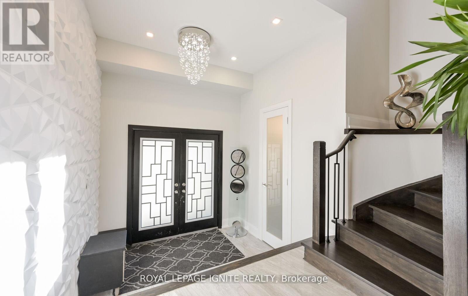 24 Christensen Avenue, Caledon, Ontario  L7E 2Y5 - Photo 8 - W12920786