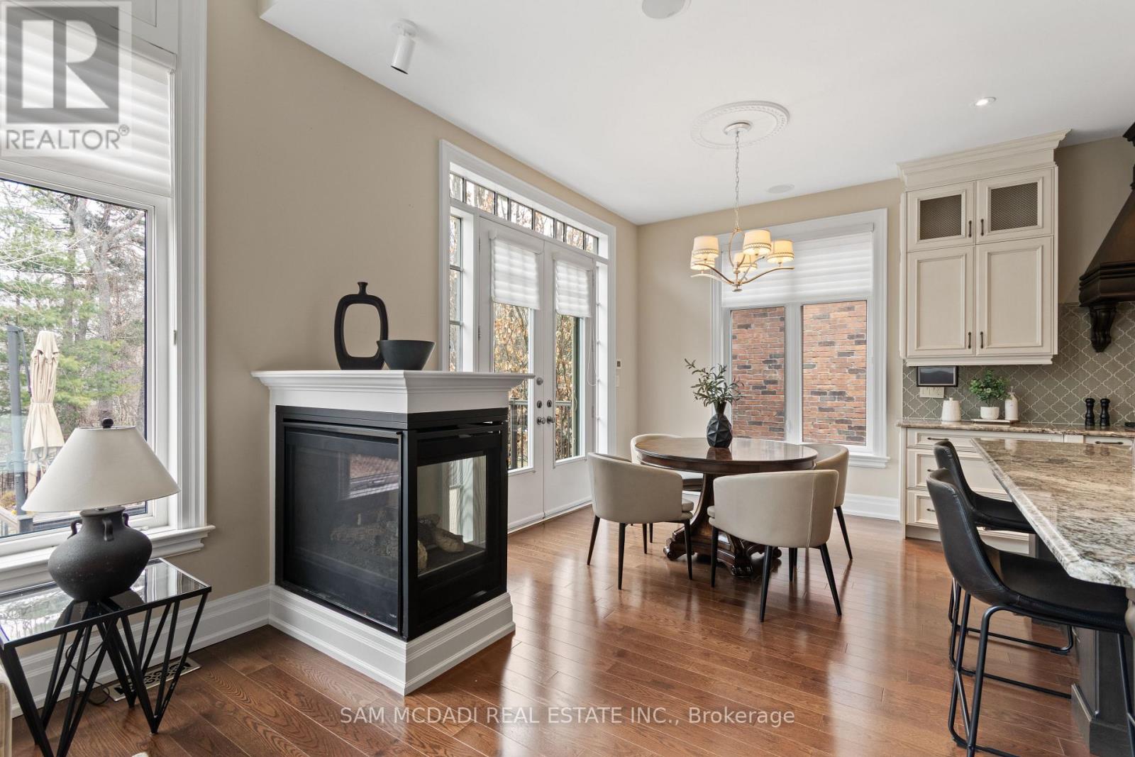 1857 Ivygate Court, Mississauga, Ontario  L5L 0A8 - Photo 16 - W12920792