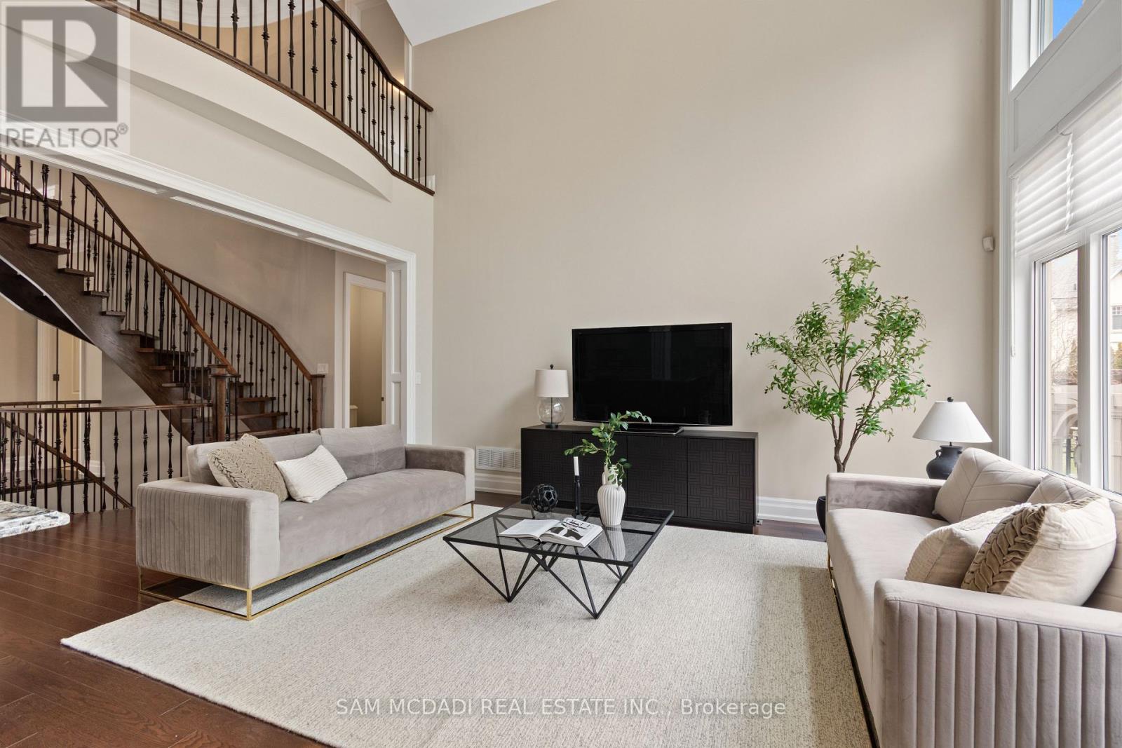 1857 Ivygate Court, Mississauga, Ontario  L5L 0A8 - Photo 20 - W12920792