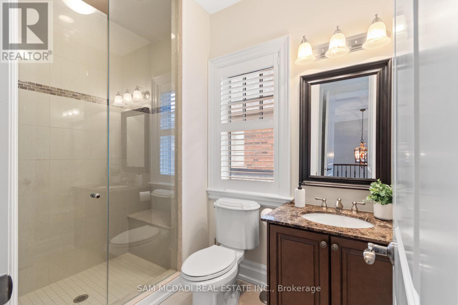 1857 Ivygate Court, Mississauga, Ontario  L5L 0A8 - Photo 34 - W12920792