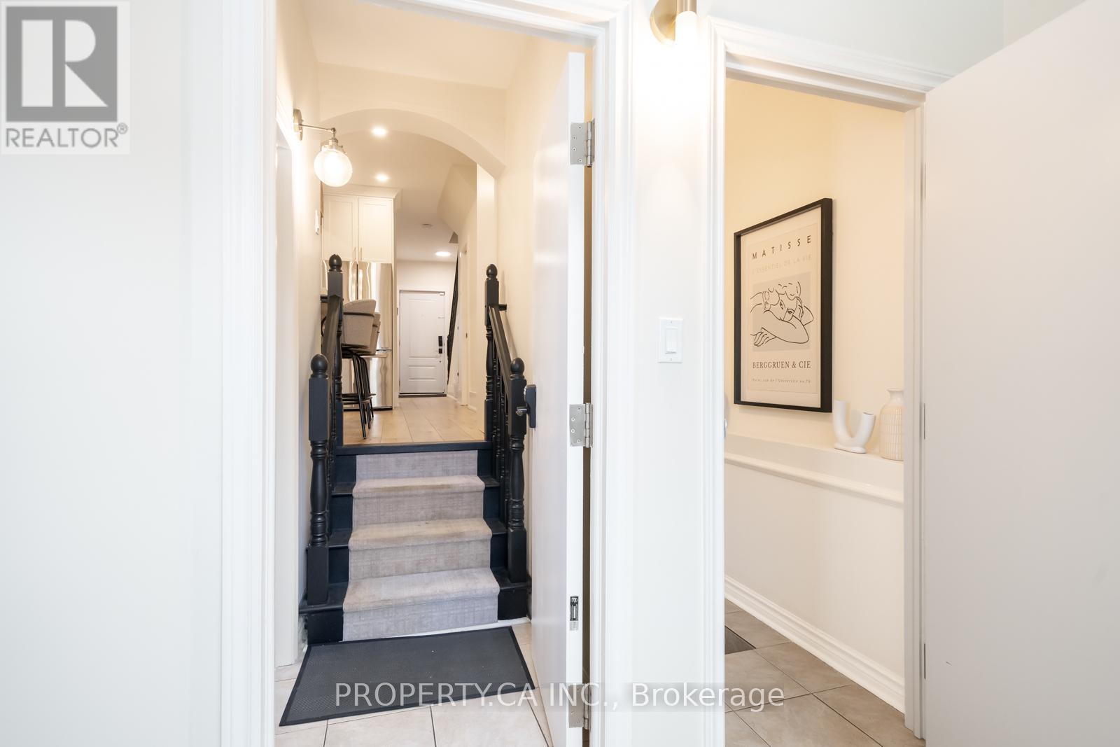 135 Sellers Avenue, Toronto, Ontario  M6E 3V1 - Photo 12 - W12920838