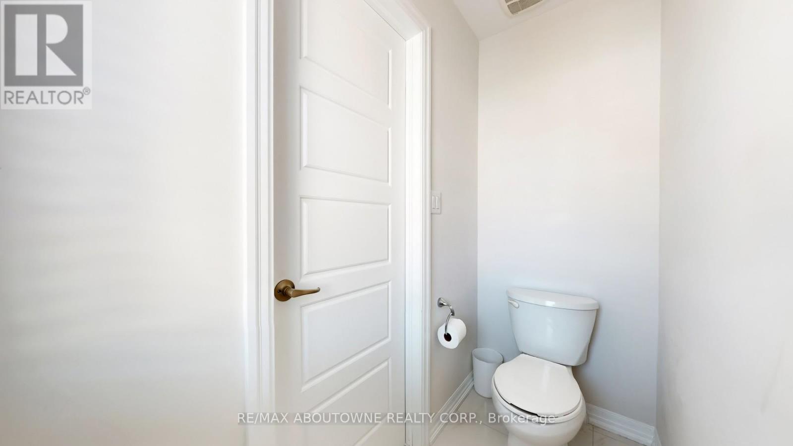 273 Sixteen Mile Drive, Oakville, Ontario  L6M 0V8 - Photo 29 - W12920840