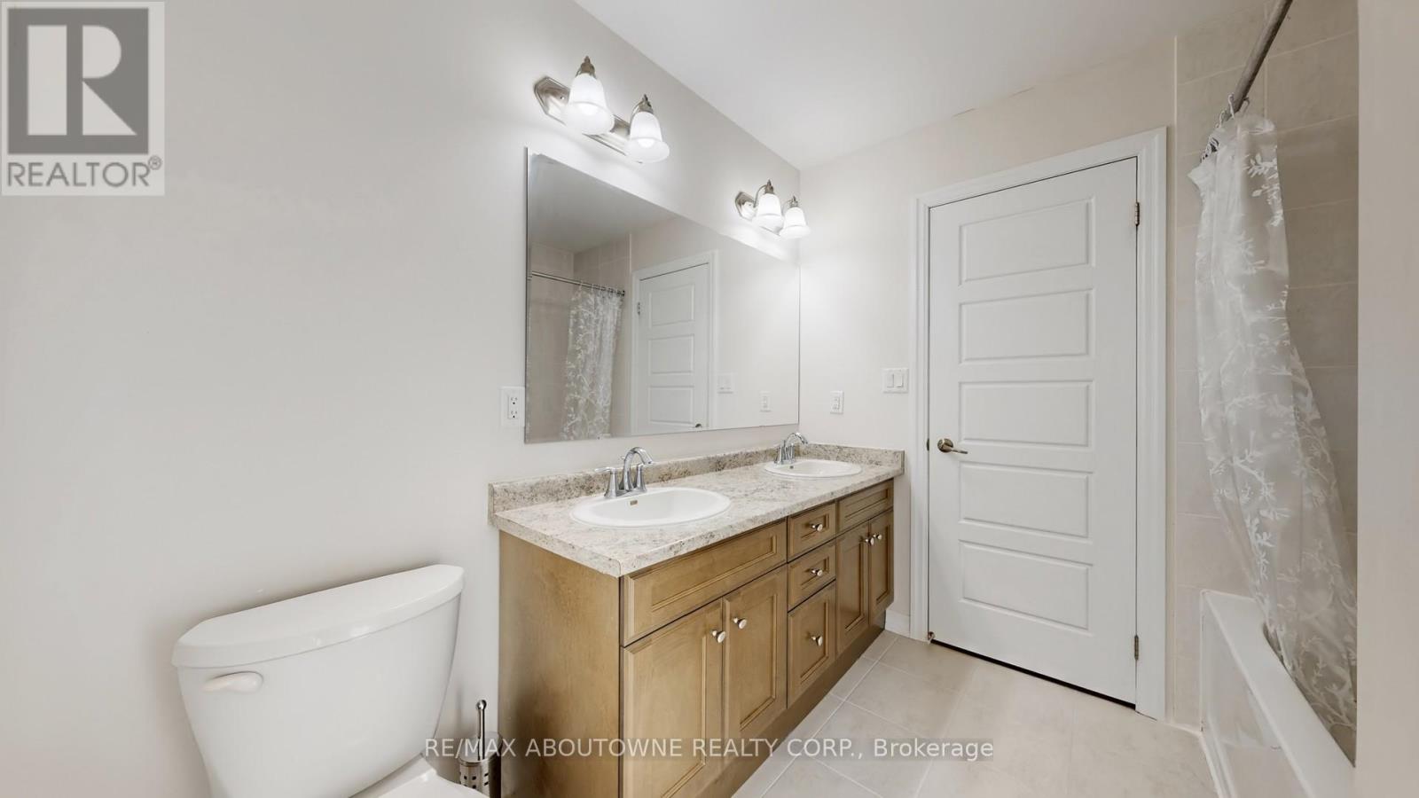 273 Sixteen Mile Drive, Oakville, Ontario  L6M 0V8 - Photo 40 - W12920840