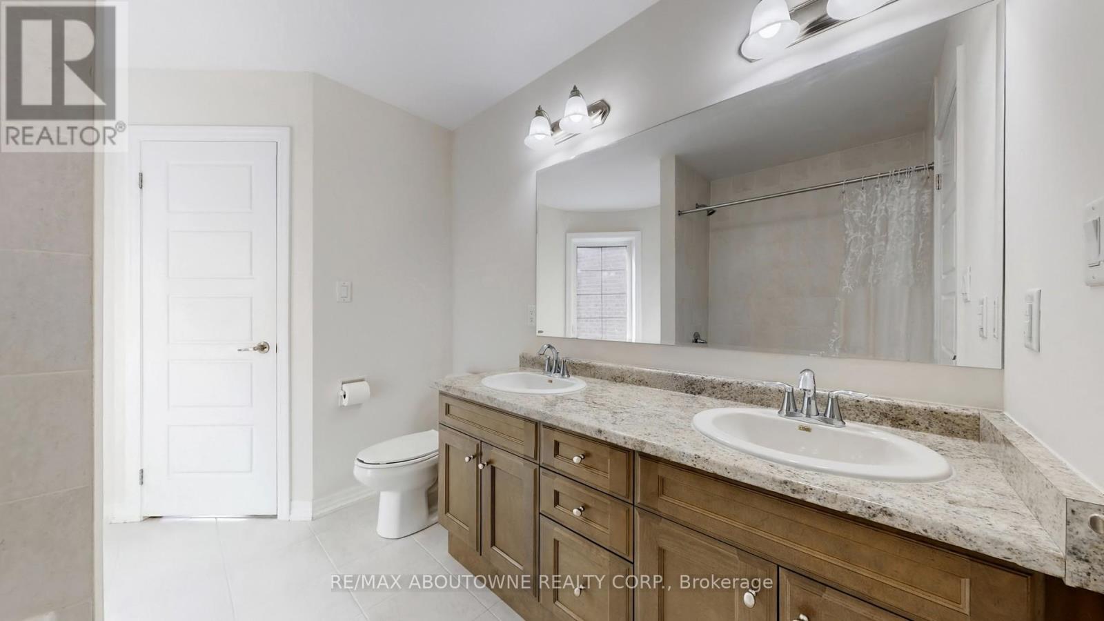 273 Sixteen Mile Drive, Oakville, Ontario  L6M 0V8 - Photo 41 - W12920840