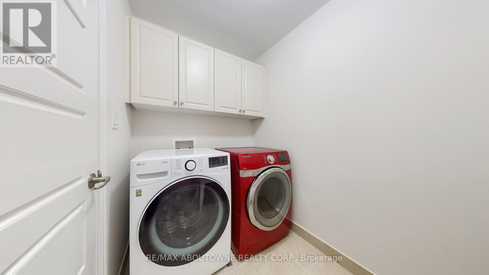 273 Sixteen Mile Drive, Oakville, Ontario  L6M 0V8 - Photo 47 - W12920840