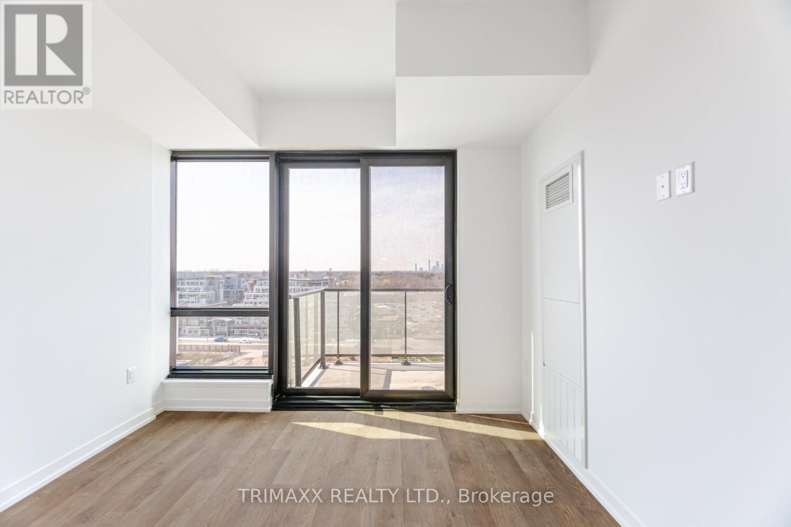 906 - 251 Masonry Way, Mississauga, Ontario  L5H 0B3 - Photo 12 - W12920846