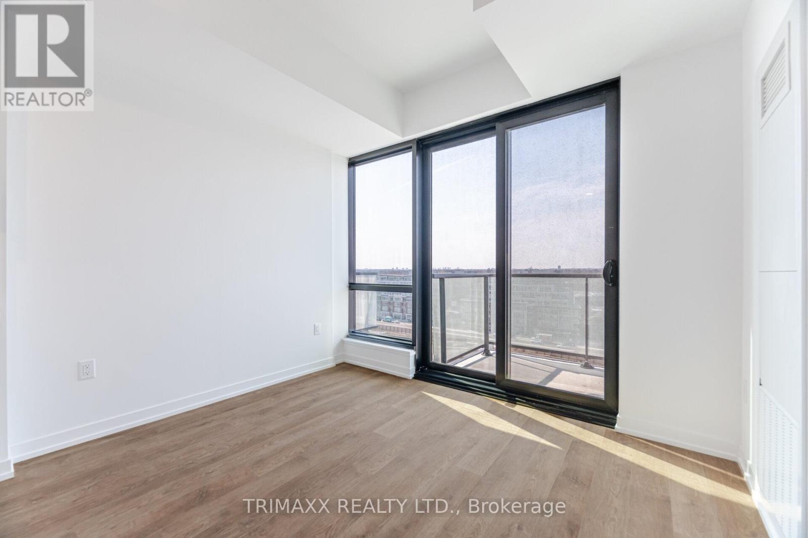 906 - 251 Masonry Way, Mississauga, Ontario  L5H 0B3 - Photo 13 - W12920846