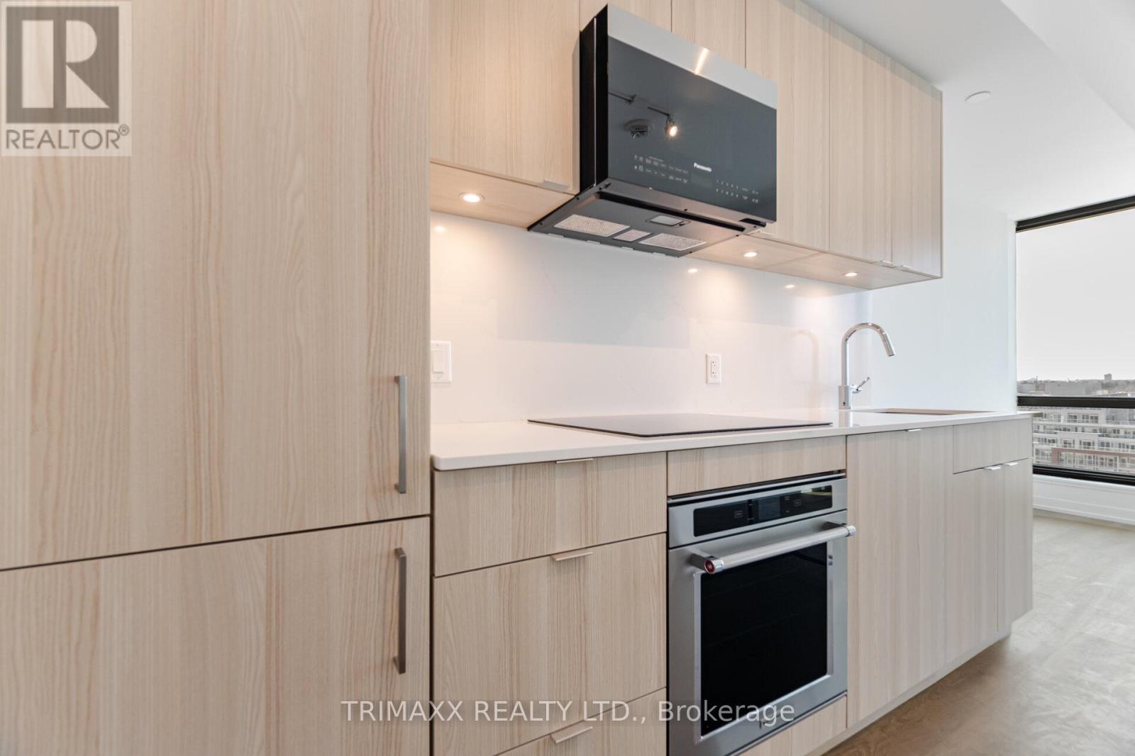 906 - 251 Masonry Way, Mississauga, Ontario  L5H 0B3 - Photo 8 - W12920846