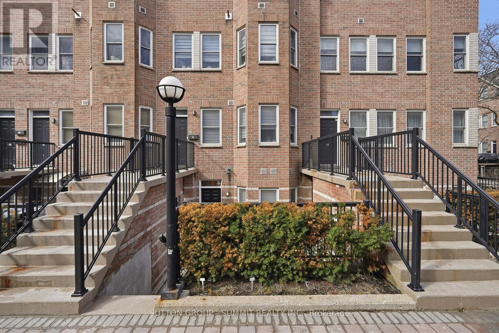 126 - 760 Lawrence Avenue W, Toronto, Ontario  M6A 3E7 - Photo 4 - W12920884