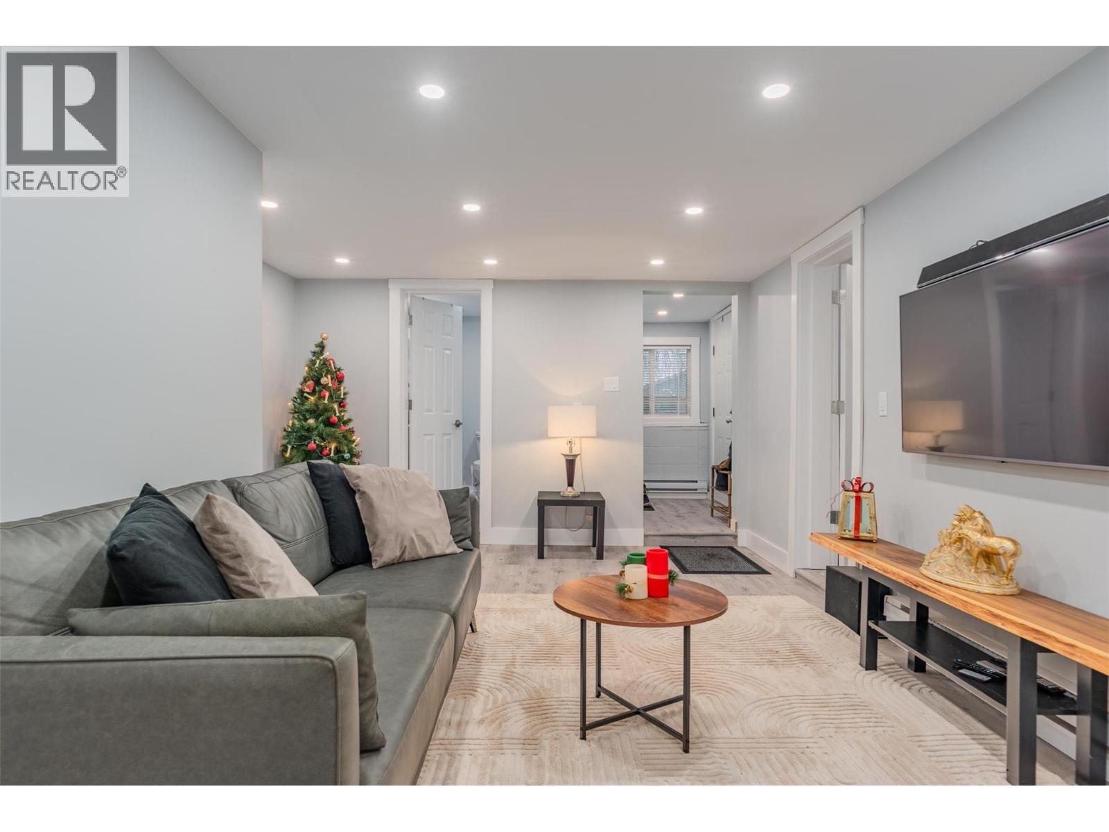 621 Turner Street, Warfield, British Columbia  V1R 2P8 - Photo 8 - 10371467