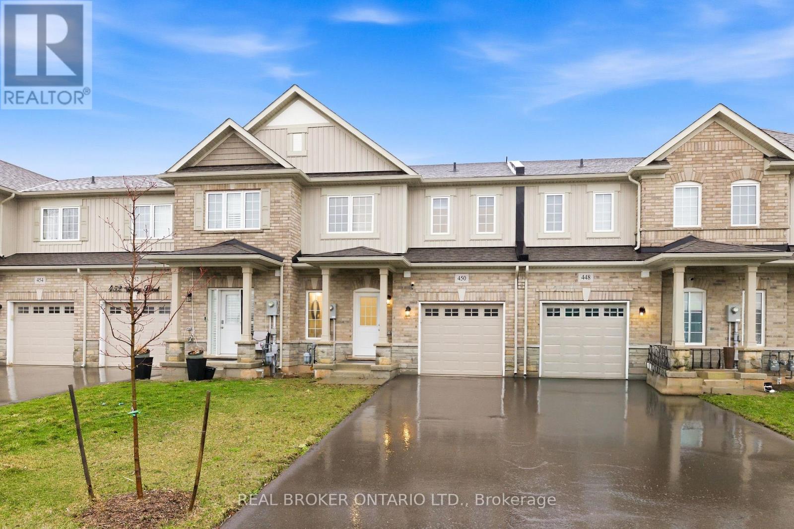 450 Viking Street, Fort Erie, Ontario  L2A 0E3 - Photo 2 - X12920800