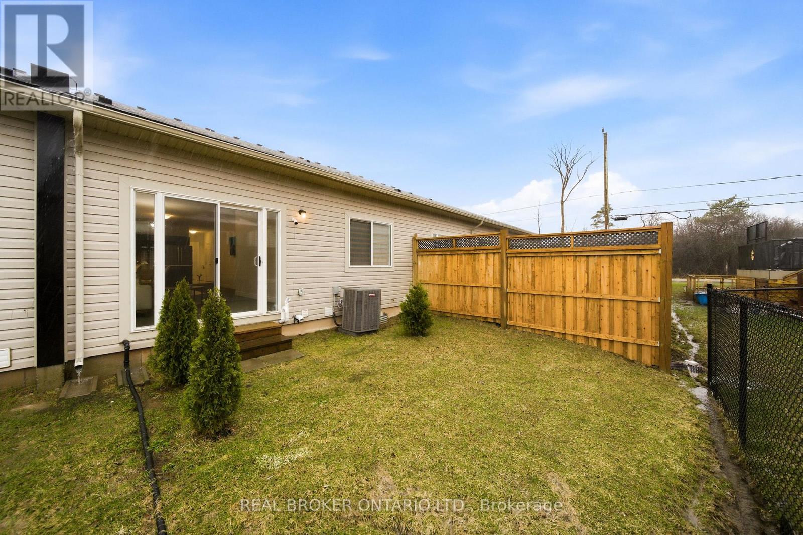 450 Viking Street, Fort Erie, Ontario  L2A 0E3 - Photo 29 - X12920800