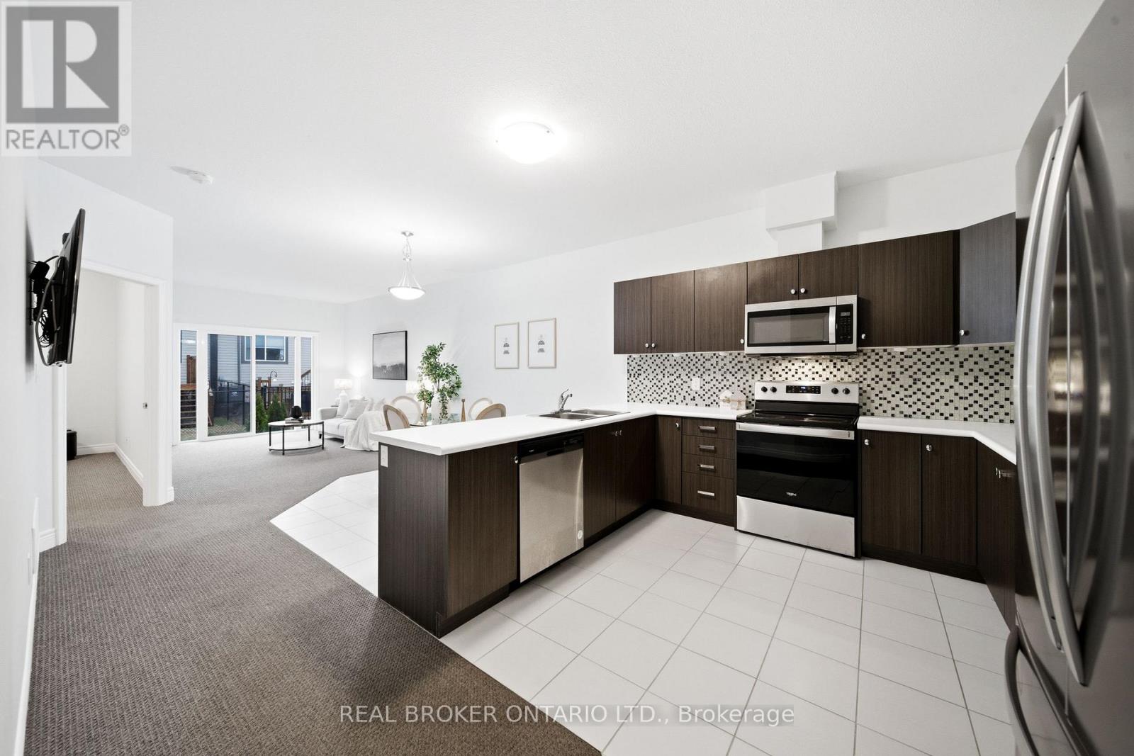 450 Viking Street, Fort Erie, Ontario  L2A 0E3 - Photo 6 - X12920800