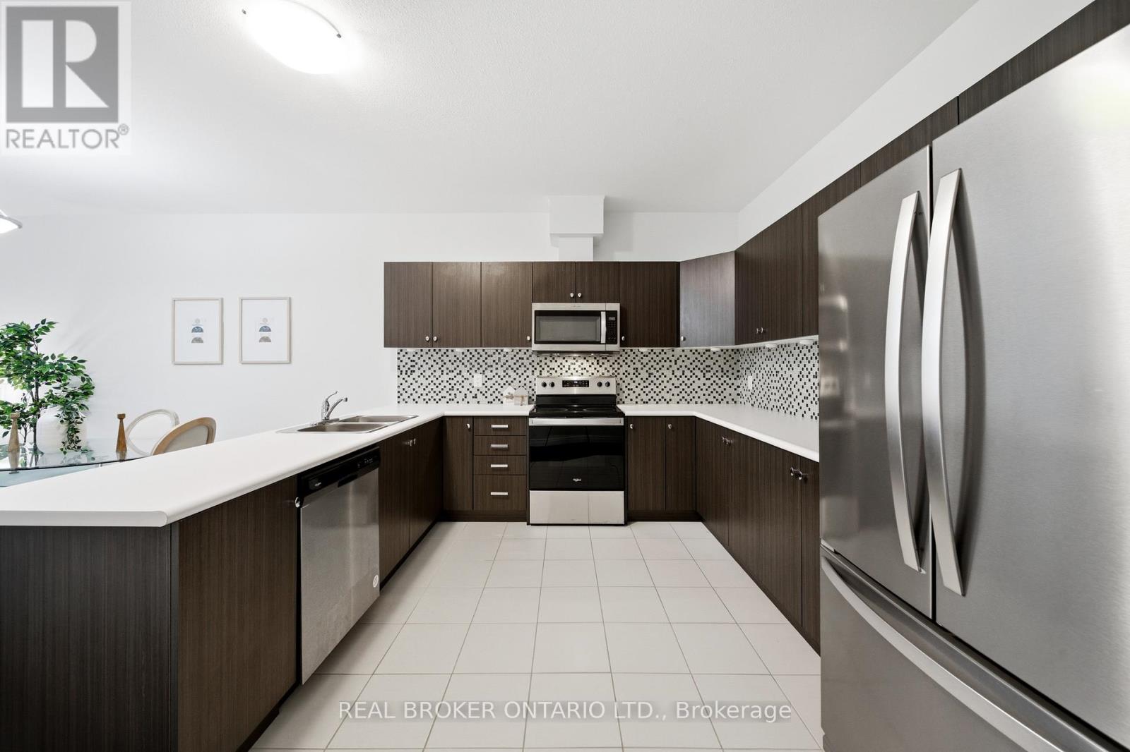 450 Viking Street, Fort Erie, Ontario  L2A 0E3 - Photo 7 - X12920800