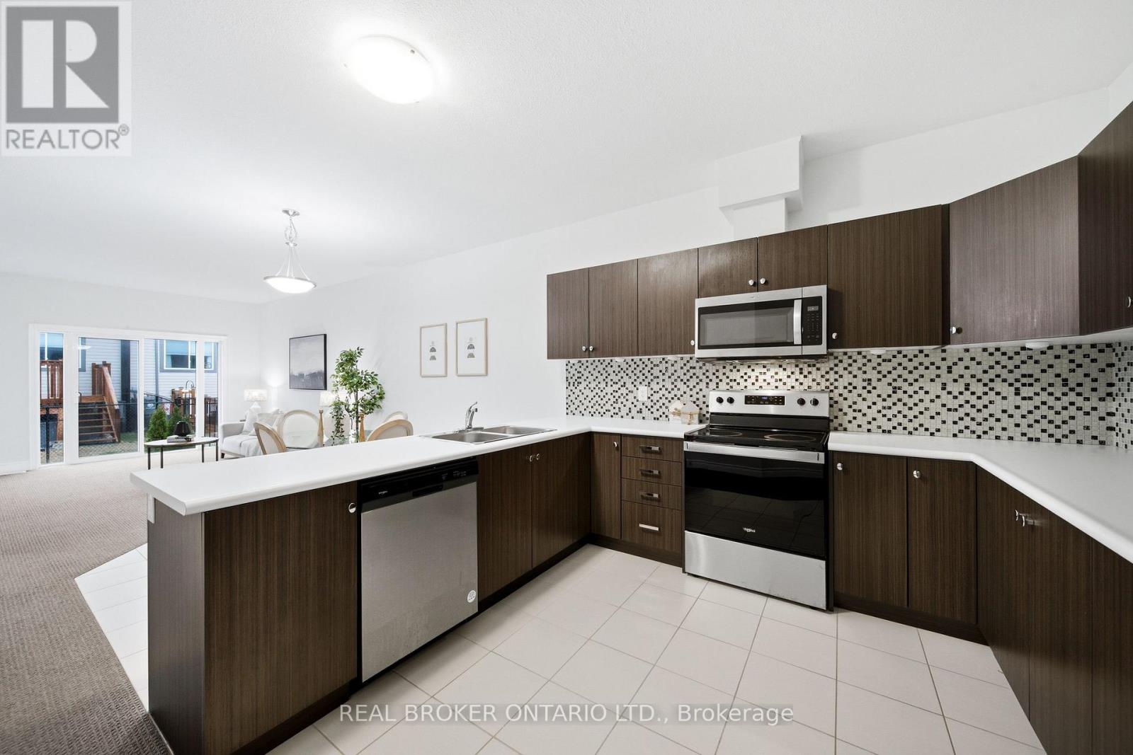 450 Viking Street, Fort Erie, Ontario  L2A 0E3 - Photo 9 - X12920800