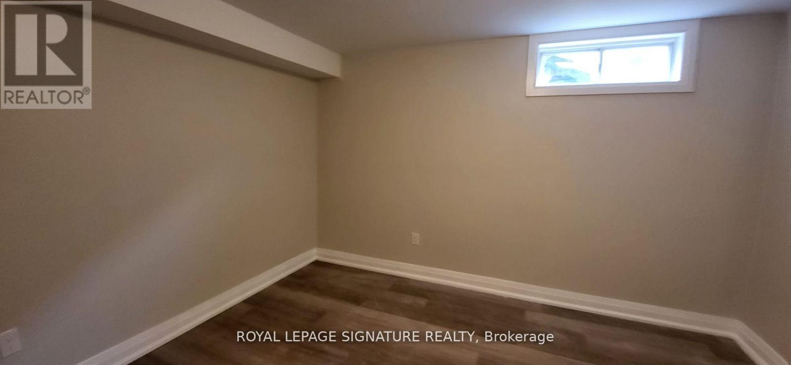 Bsmt - 32 Albion Street, Kitchener, Ontario  N2E 2N4 - Photo 3 - X12920810