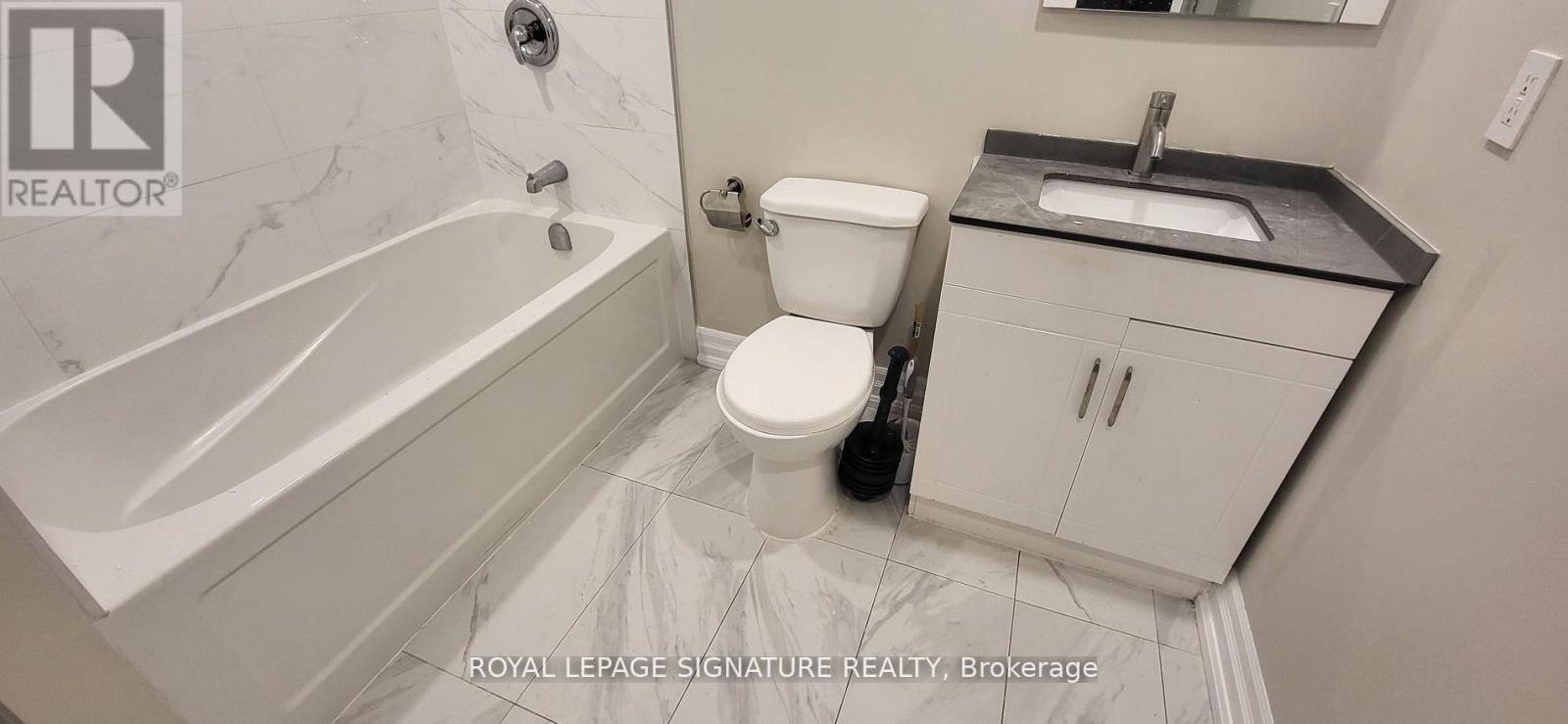 Bsmt - 32 Albion Street, Kitchener, Ontario  N2E 2N4 - Photo 7 - X12920810