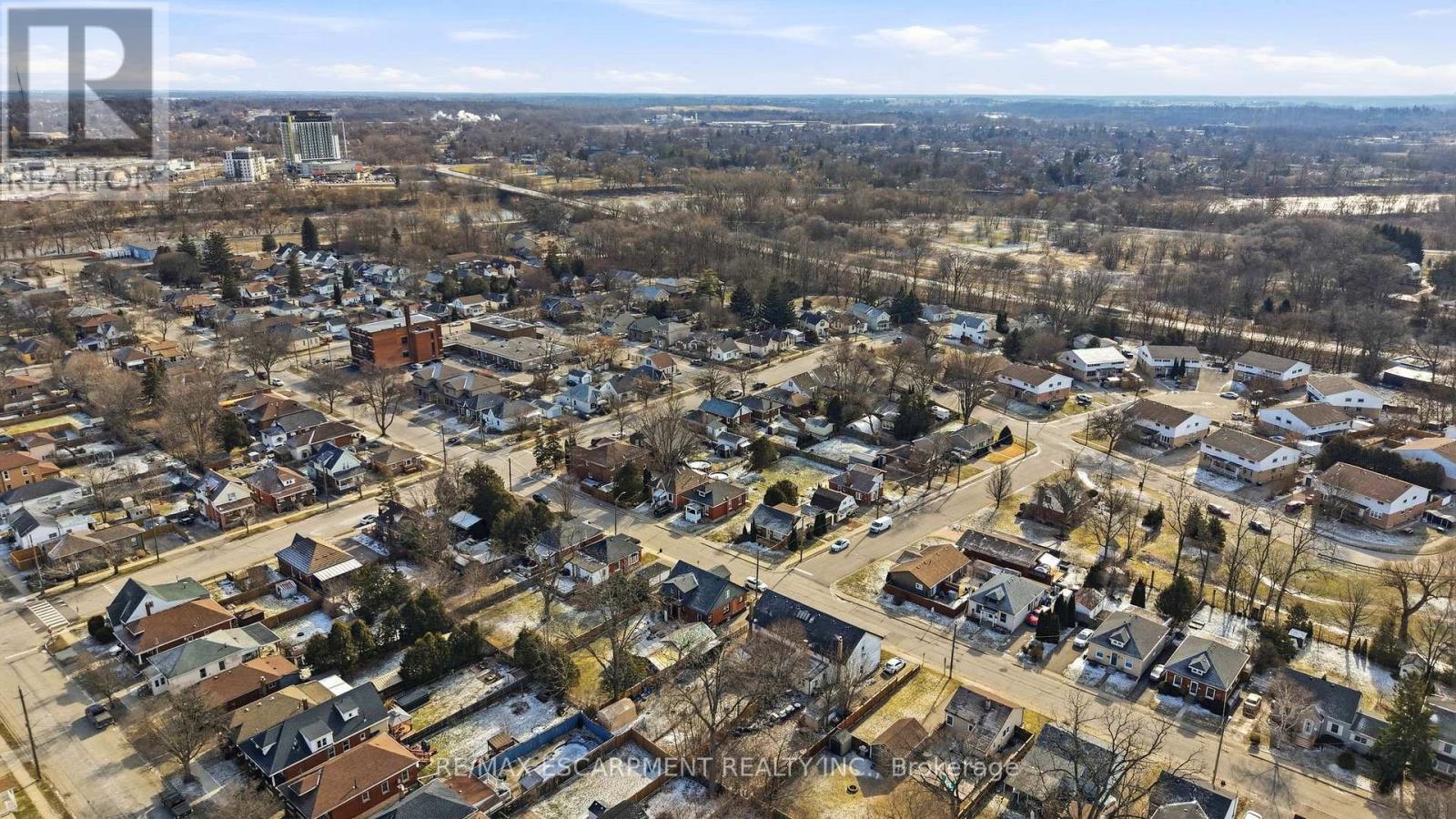 74 Brunswick Street, Brantford, Ontario  N3T 1G4 - Photo 14 - X12920848