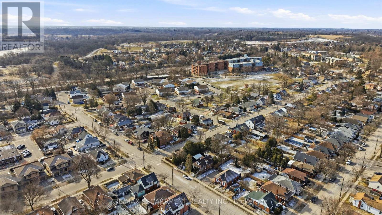 74 Brunswick Street, Brantford, Ontario  N3T 1G4 - Photo 15 - X12920848