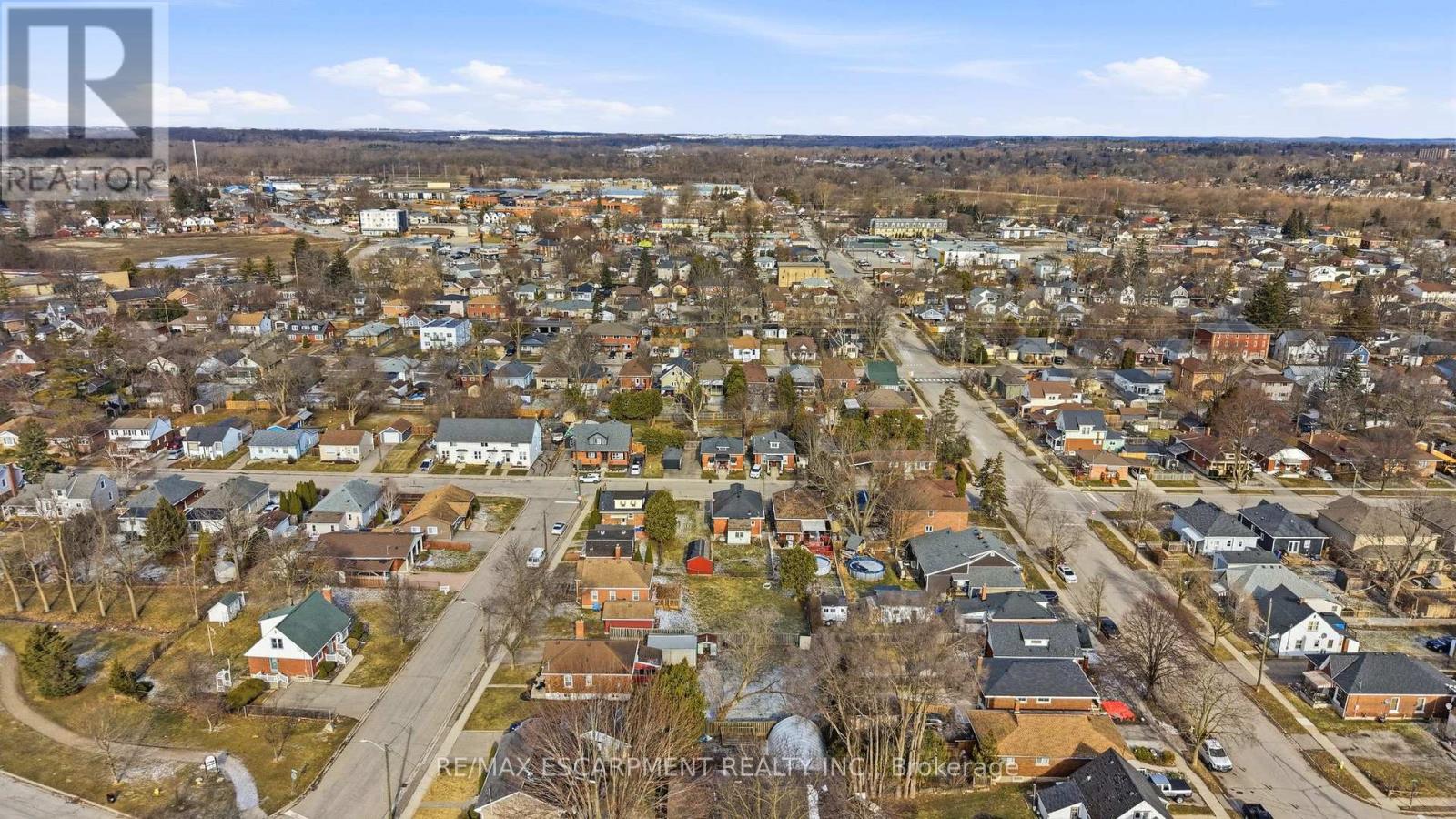 74 Brunswick Street, Brantford, Ontario  N3T 1G4 - Photo 17 - X12920848