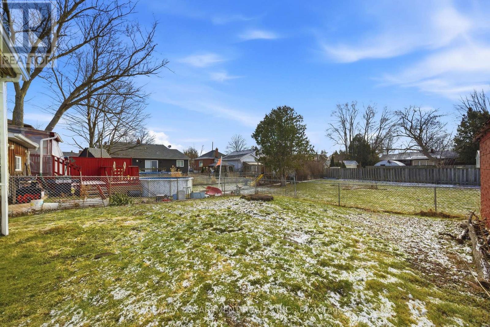 74 Brunswick Street, Brantford, Ontario  N3T 1G4 - Photo 6 - X12920848