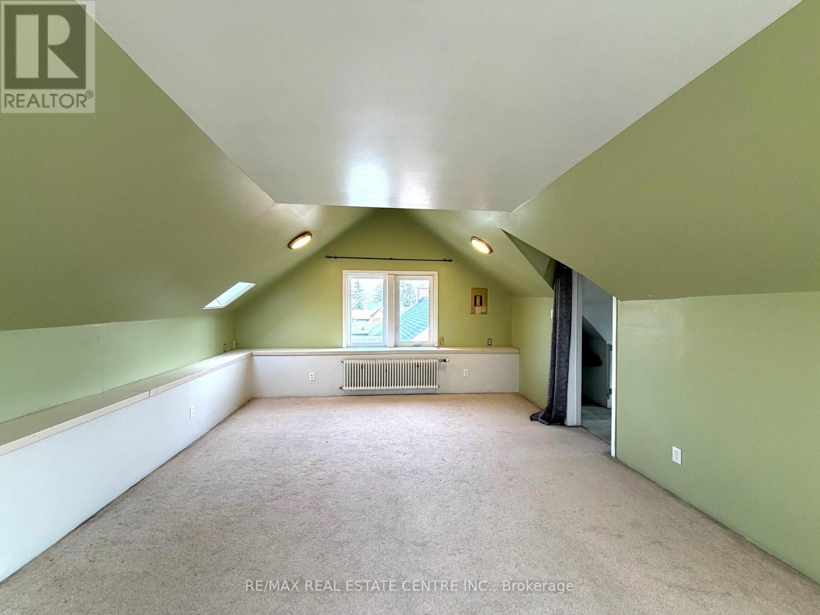 218 Weber Street E, Kitchener, Ontario  N2H 1E8 - Photo 13 - X12920870