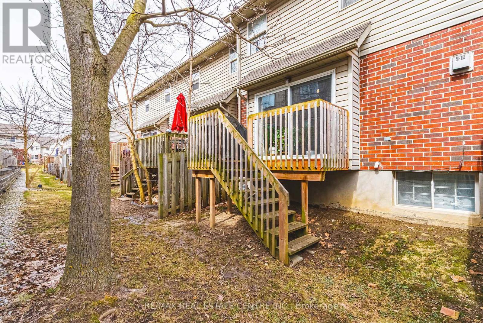 25 - 26 Poplar Drive, Cambridge, Ontario  N3C 4A3 - Photo 29 - X12920898