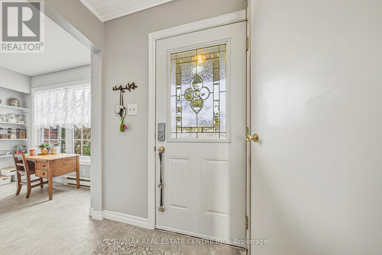 25 - 26 Poplar Drive, Cambridge, Ontario  N3C 4A3 - Photo 4 - X12920898