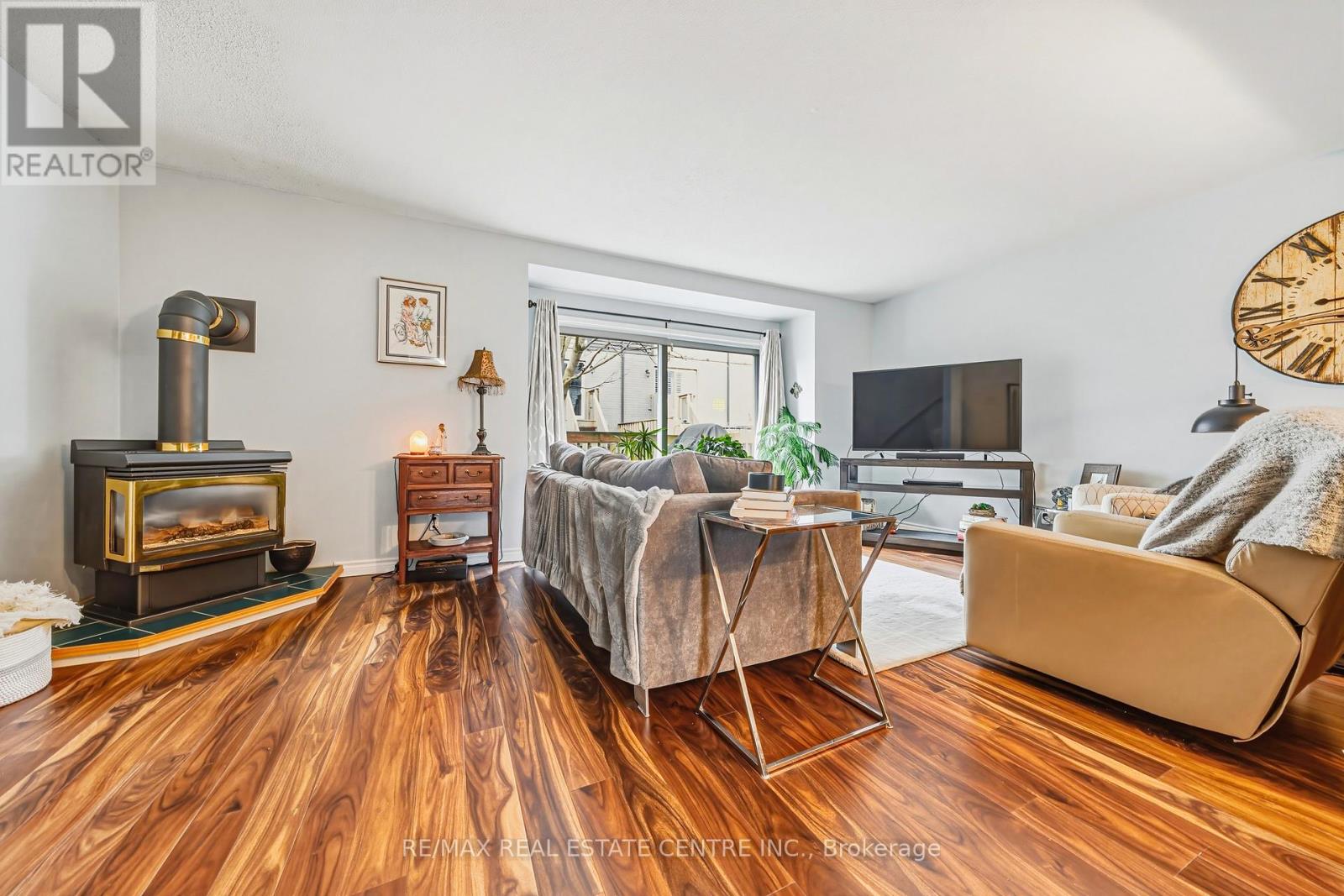 25 - 26 Poplar Drive, Cambridge, Ontario  N3C 4A3 - Photo 9 - X12920898