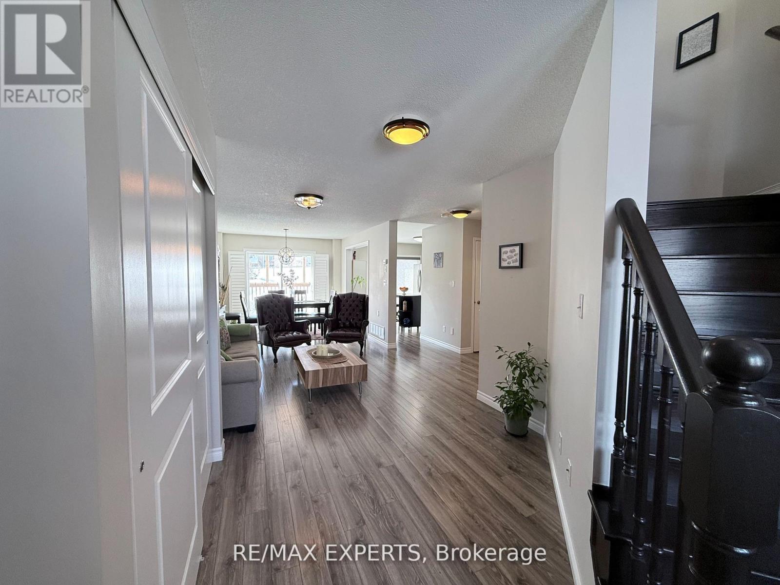 2166 Nevils Street, Innisfil, Ontario  L9S 0C9 - Photo 7 - N12913968