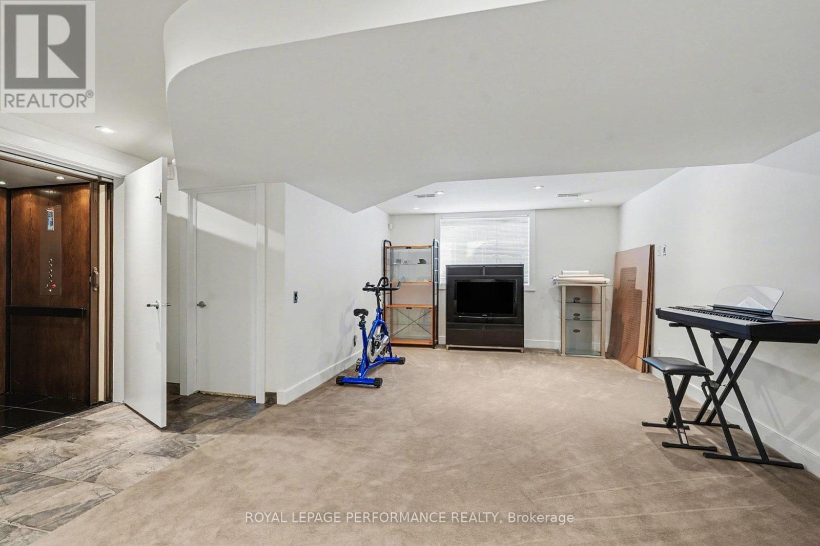 805 Kingsmere Avenue, Ottawa, Ontario  K2A 3J8 - Photo 36 - X12920672