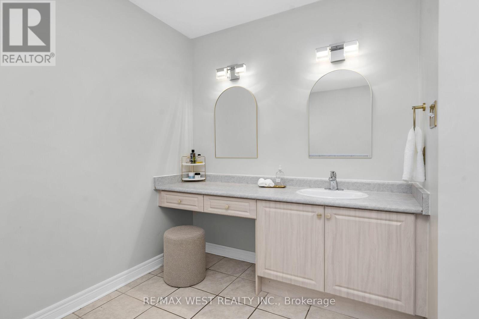 99 Gray Park Drive, Caledon, Ontario  L7E 2N5 - Photo 20 - W12919008