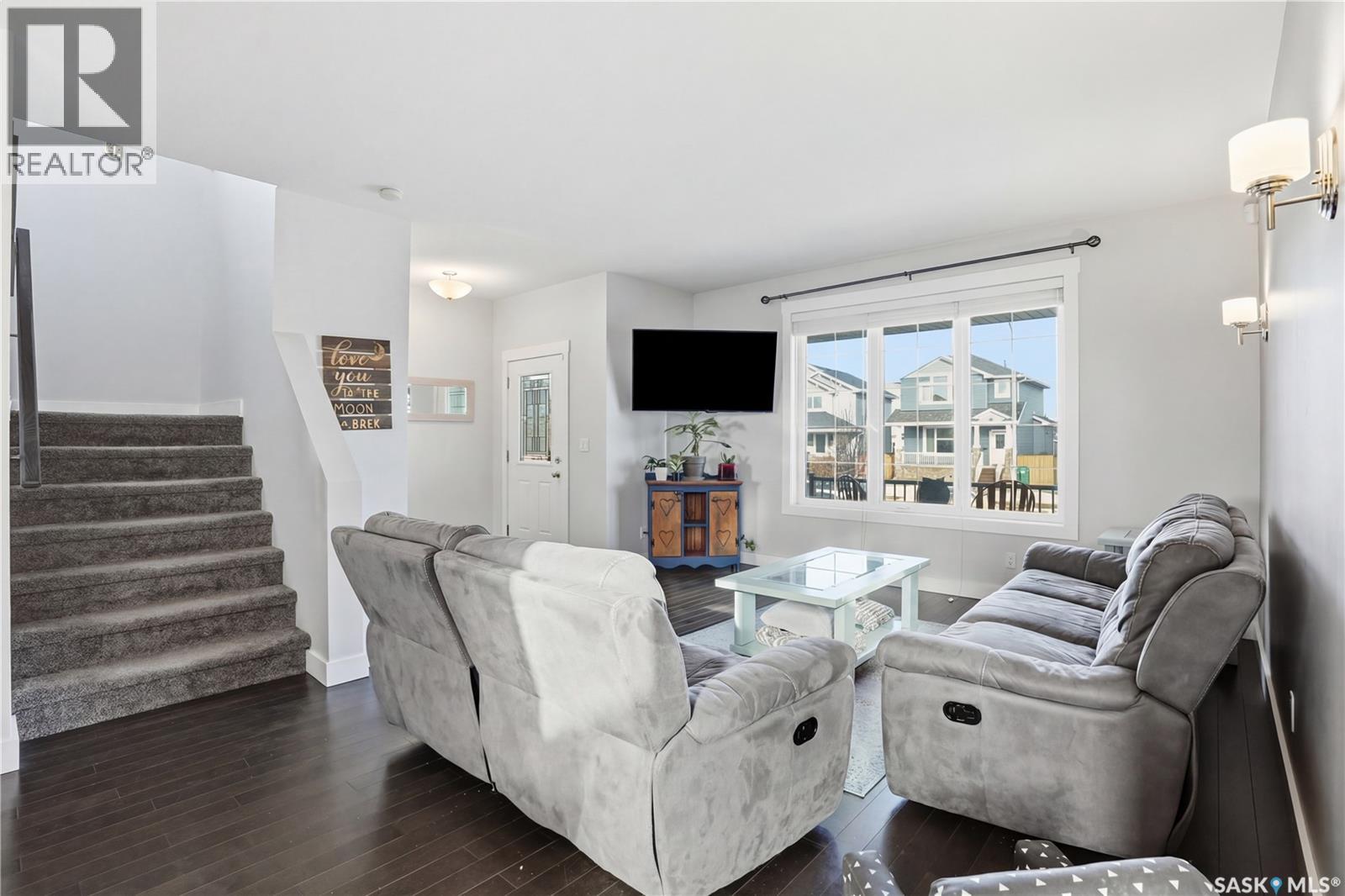 338 Rosewood Boulevard W, Saskatoon, Saskatchewan  S7V 0G9 - Photo 3 - SK031126