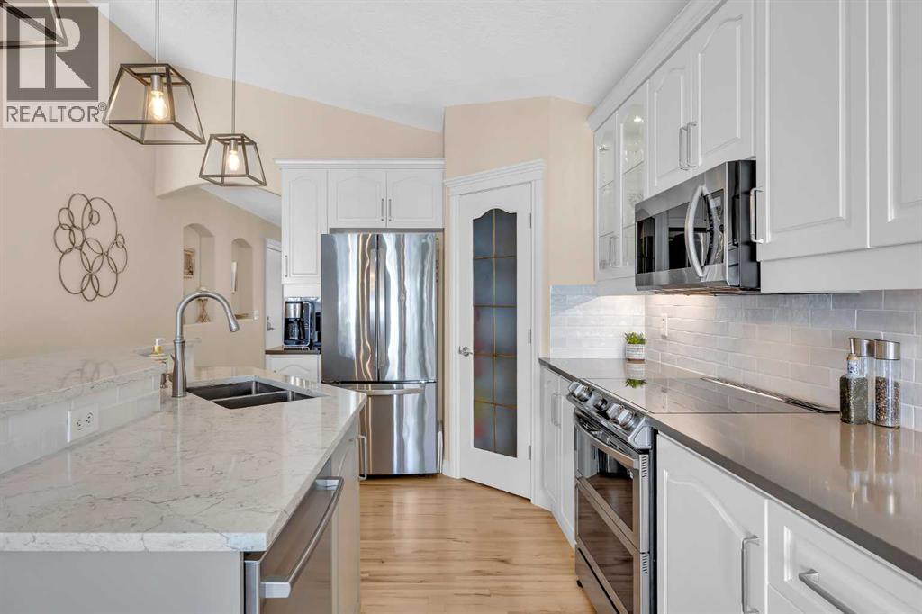 104 Mt Douglas Villas Se, Calgary, Alberta  T2Z 3R5 - Photo 10 - A2293169