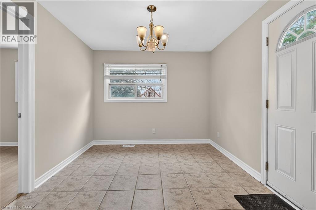 219 East 21st Street, Hamilton, Ontario  L8V 2T6 - Photo 16 - 40815041